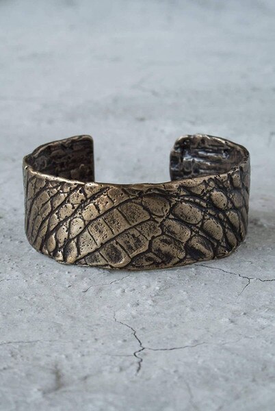 Veda Cuff